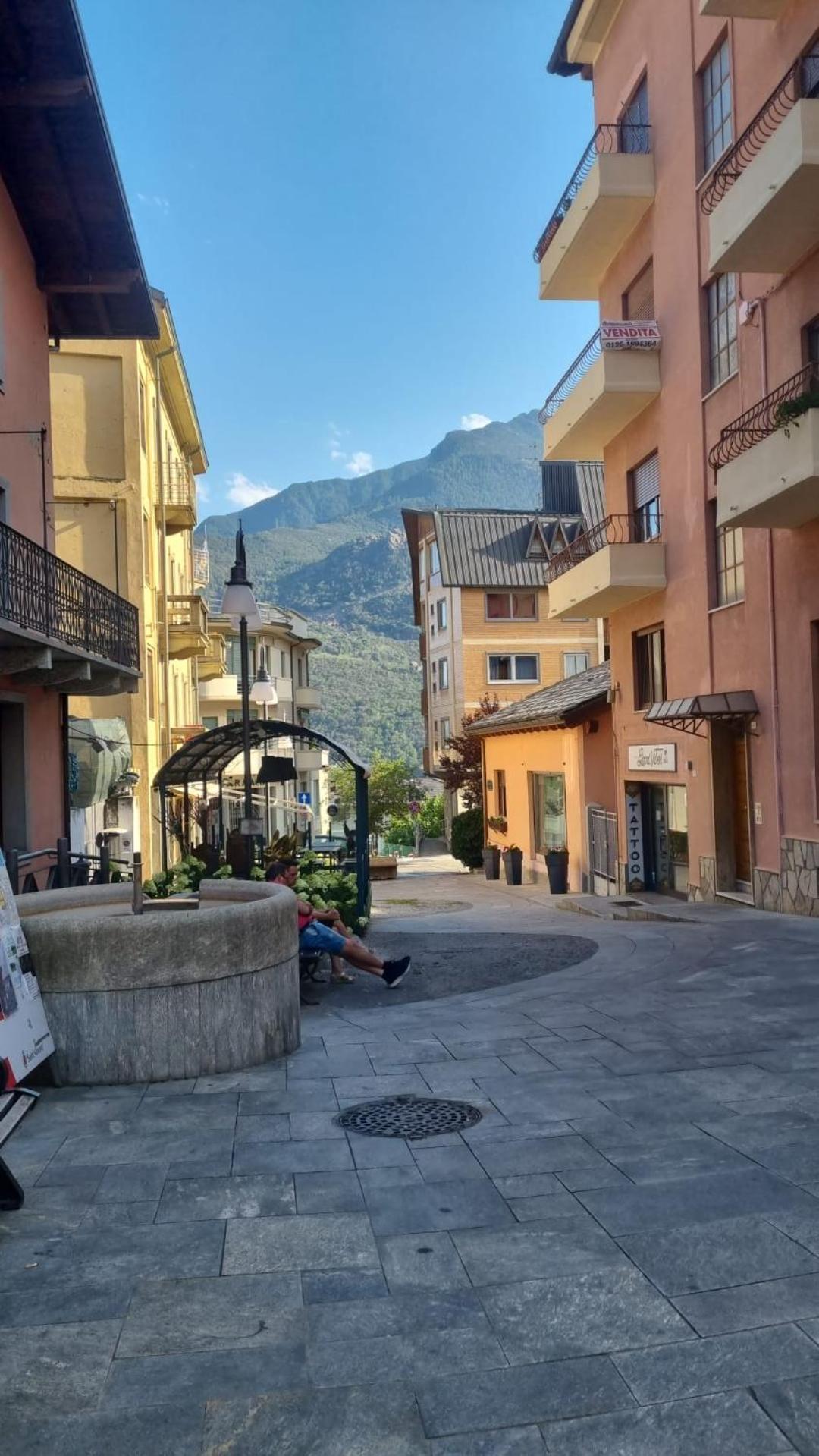 Monolocale In Via Pedonale Daire Saint-Vincent Dış mekan fotoğraf